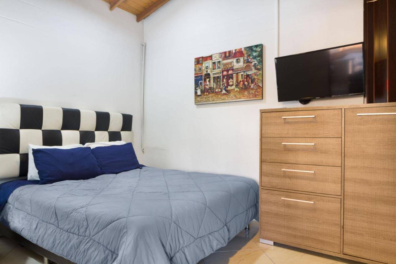 Poblado Brownstone Lejlighed Medellín Eksteriør billede